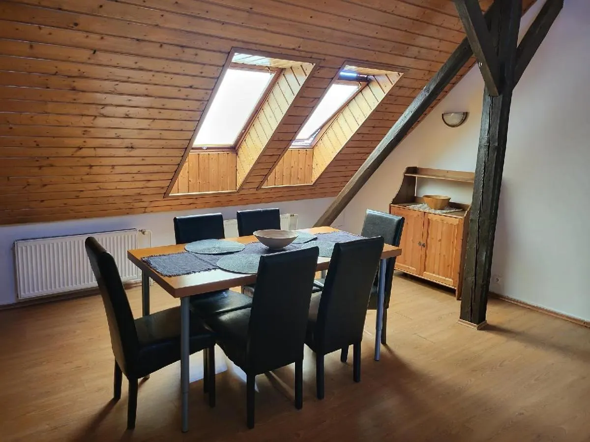 Sunflower Prague Apartments And Suites 0*,